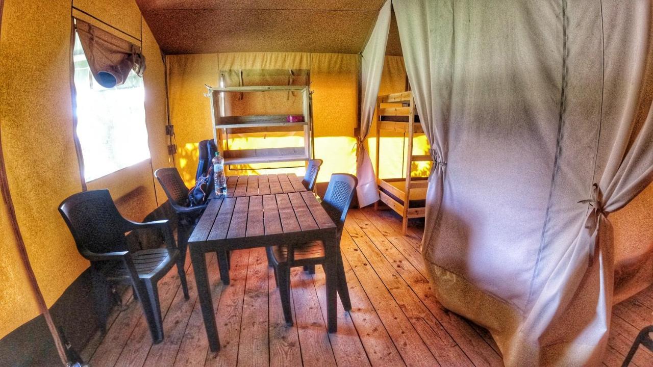 Hotel Camping Prima Týn nad Vltavou Esterno foto