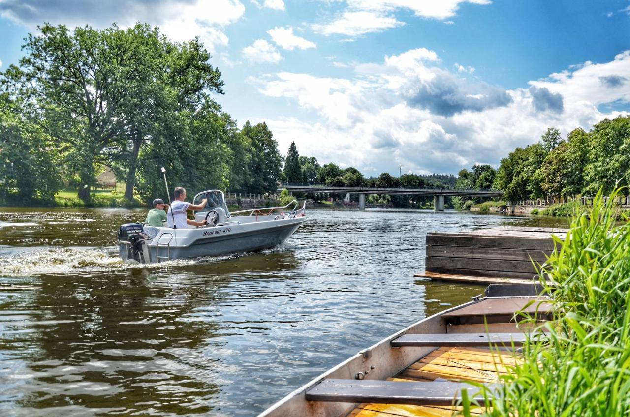 Hotel Camping Prima Týn nad Vltavou Esterno foto